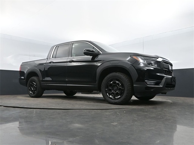 2025 Honda Ridgeline RTL+ Image 10 of 59