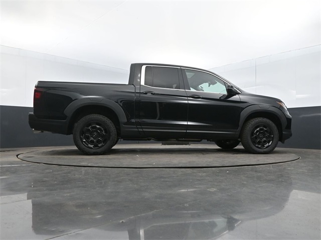 2025 Honda Ridgeline RTL+ Image 13 of 59
