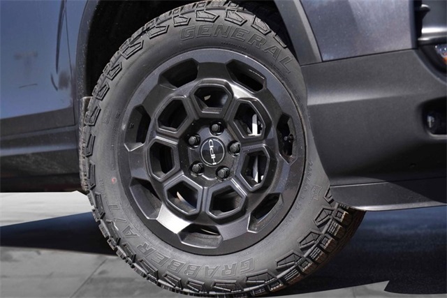 Vehicle image 6 of 29