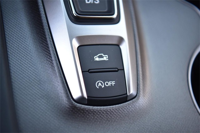 Vehicle image 20 of 29