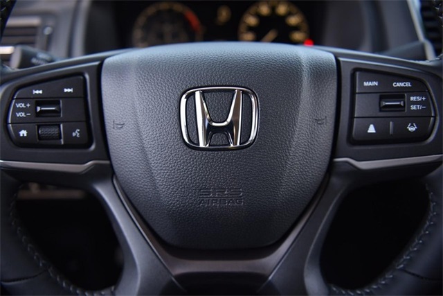 Vehicle image 23 of 29