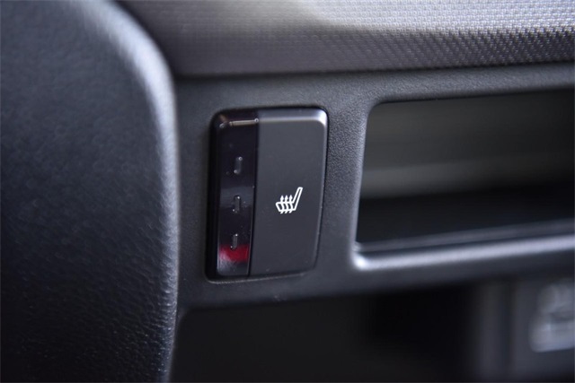 Vehicle image 17 of 29