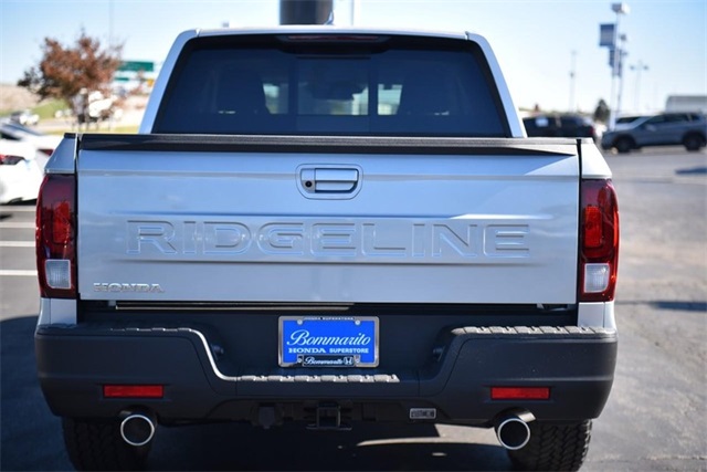 Vehicle image 5 of 29