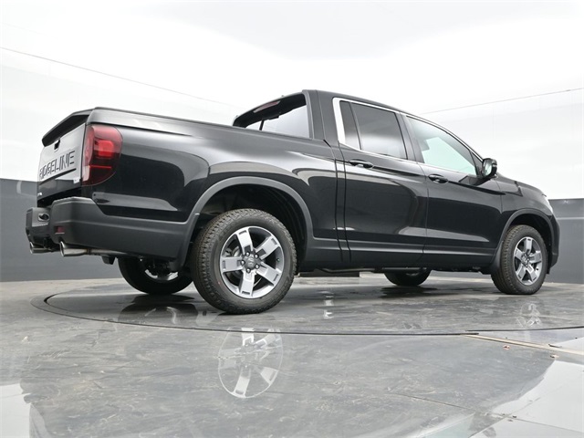 Vehicle image 14 of 33