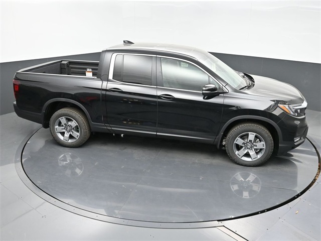 Vehicle image 7 of 33