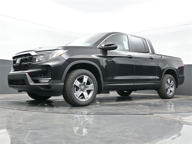 Vehicle image 16 of 33