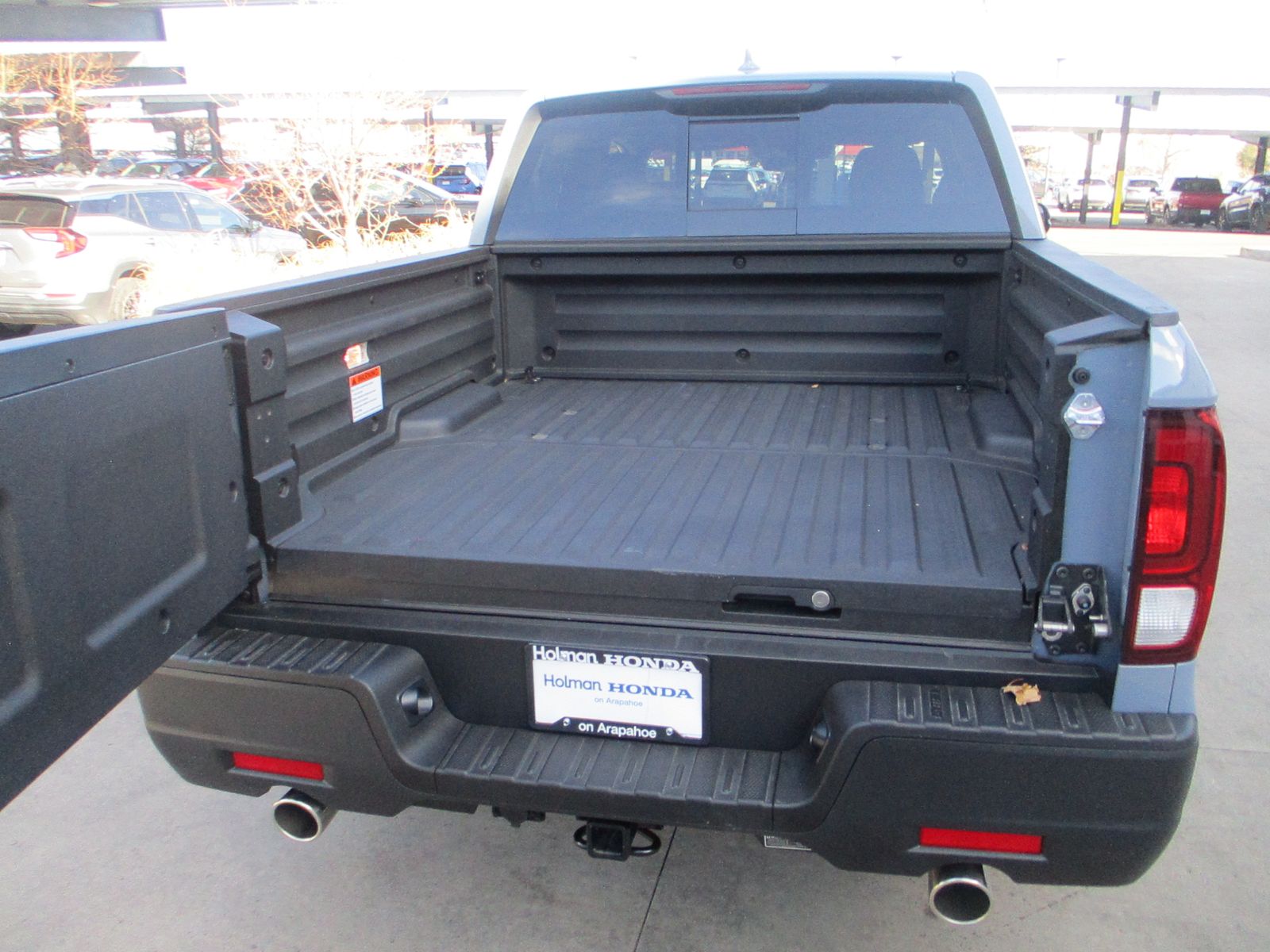 Vehicle image 35 of 37