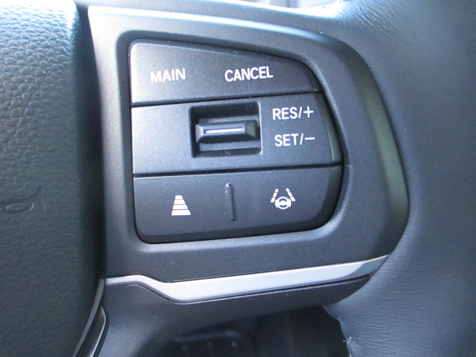 Vehicle image 13 of 37