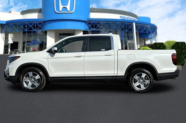 Vehicle image 9 of 32