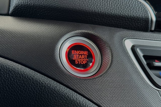 Vehicle image 24 of 32