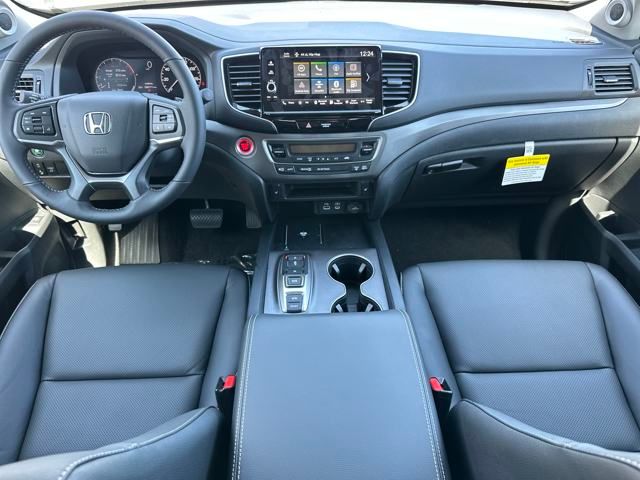 Vehicle image 17 of 36
