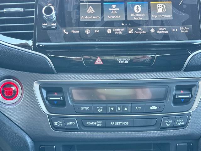 Vehicle image 22 of 36