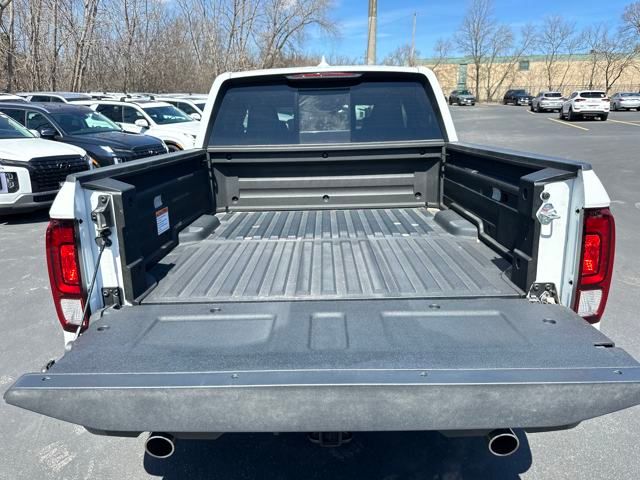 Vehicle image 34 of 36