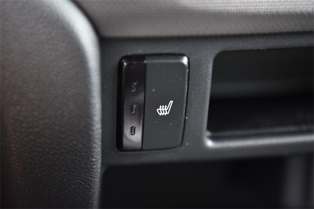 Vehicle image 18 of 29