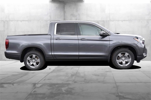 Vehicle image 4 of 29