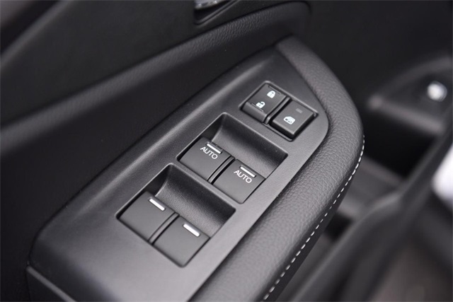 Vehicle image 9 of 29