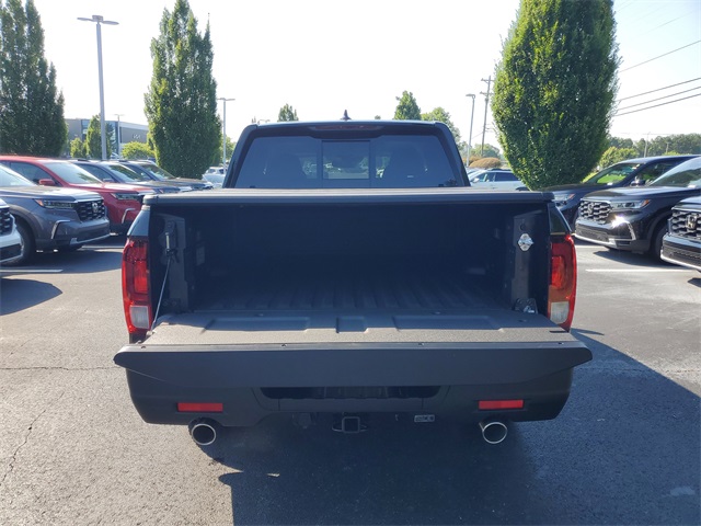 Vehicle image 8 of 30