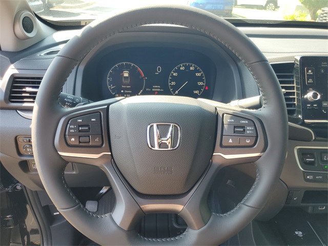 Vehicle image 16 of 30