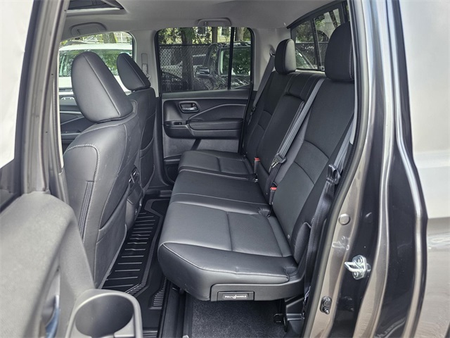 Vehicle image 9 of 25