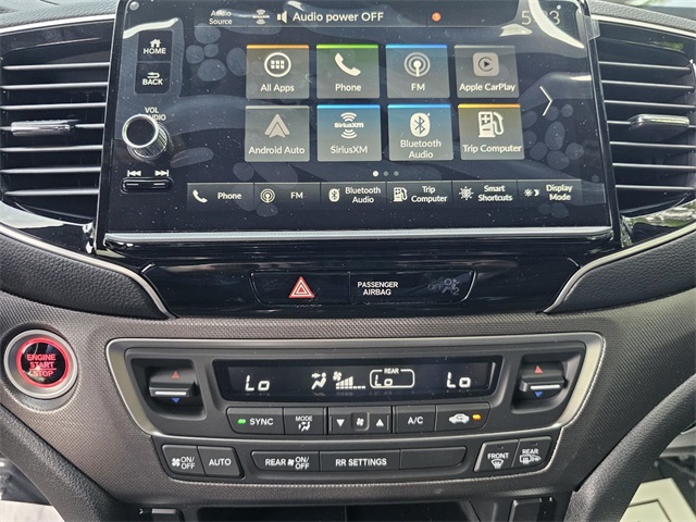 Vehicle image 15 of 25
