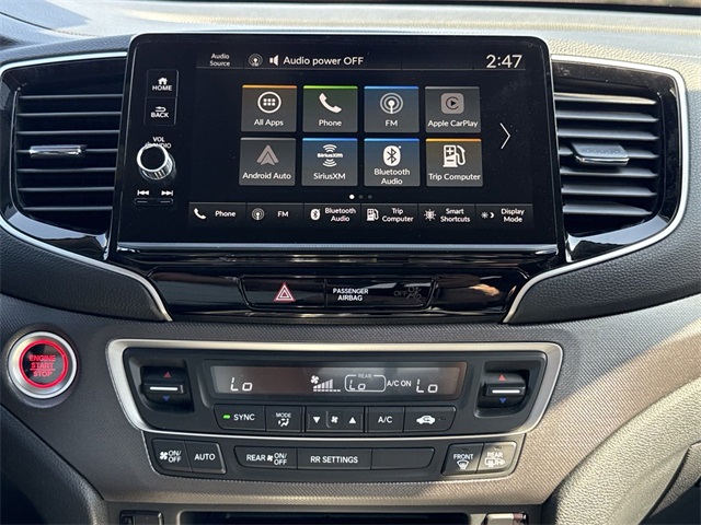 Vehicle image 12 of 16