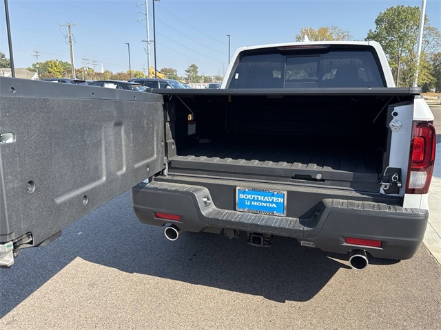 Vehicle image 5 of 16