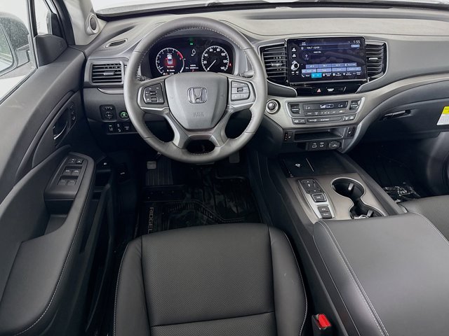 Vehicle image 27 of 35