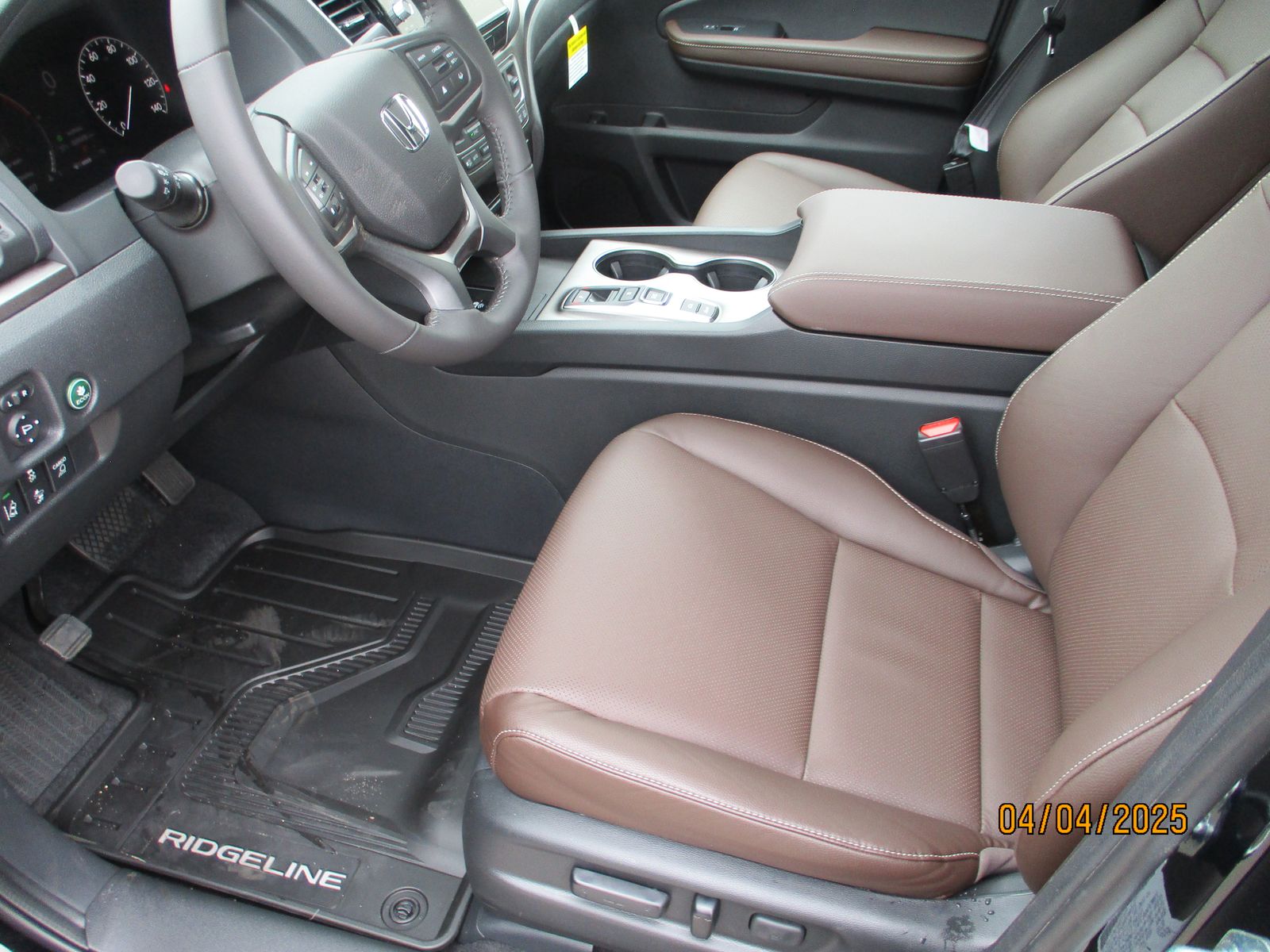 Vehicle image 20 of 34