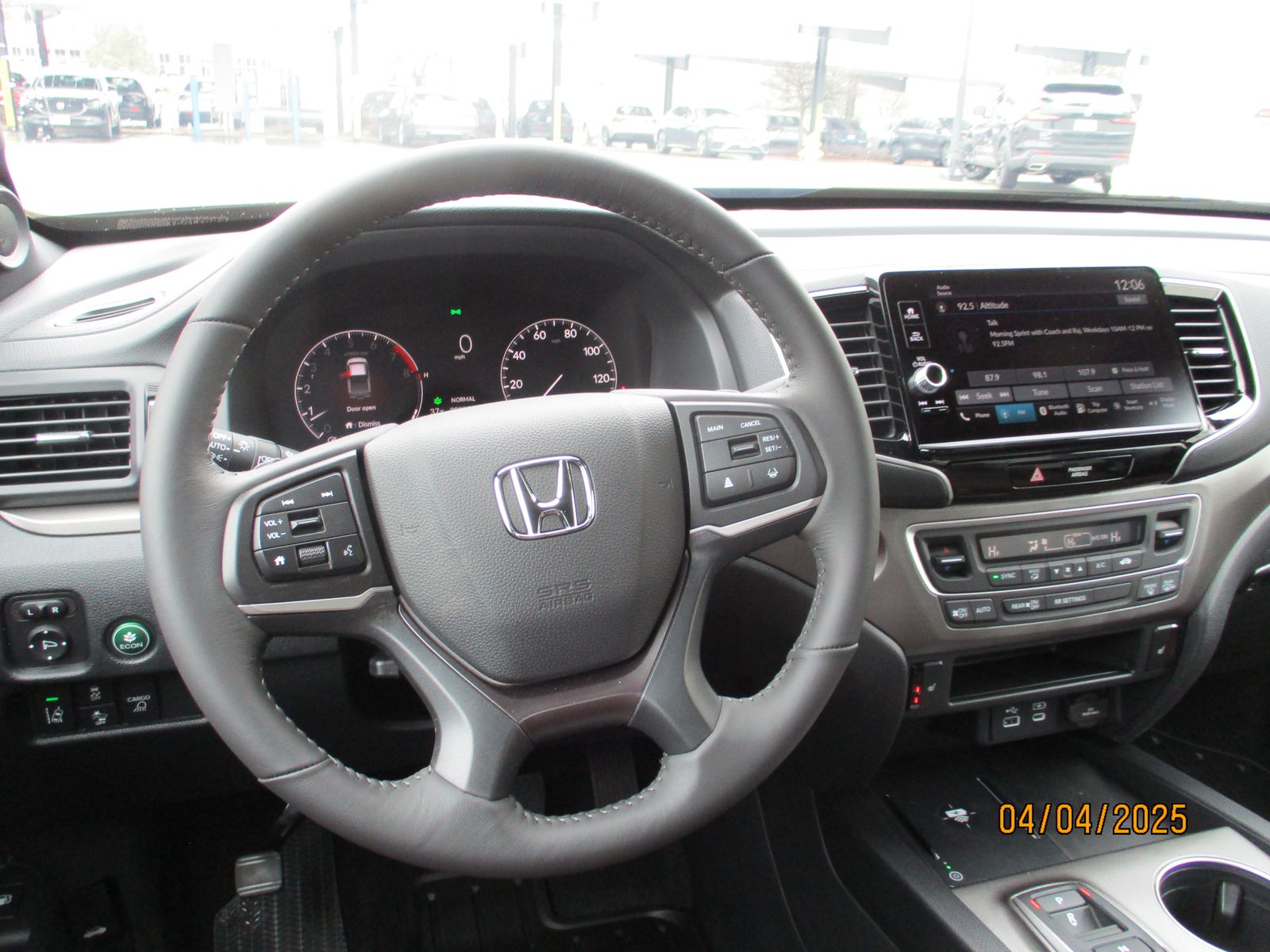 Vehicle image 11 of 34