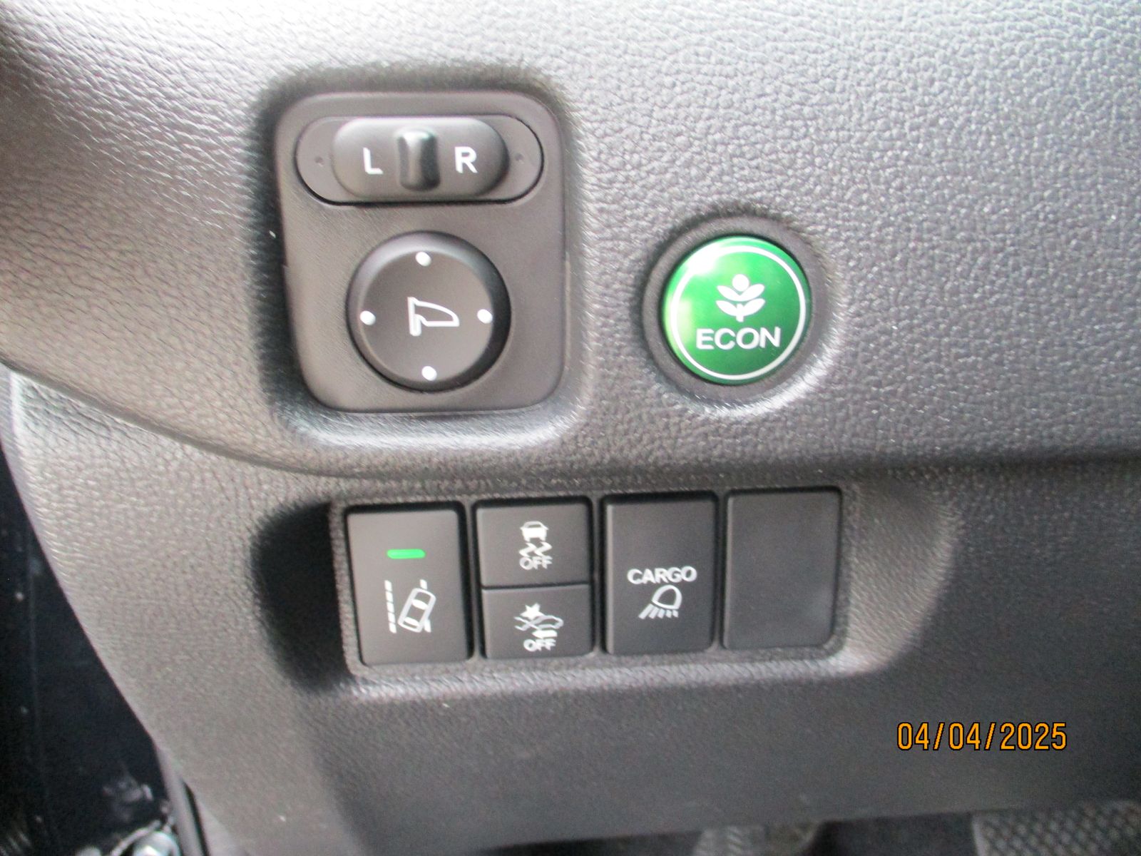 Vehicle image 18 of 34