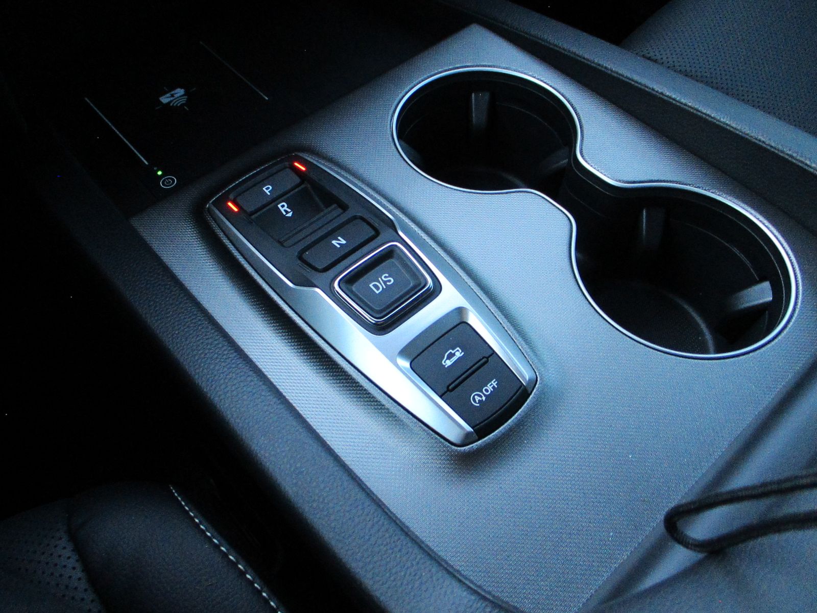 Vehicle image 17 of 35