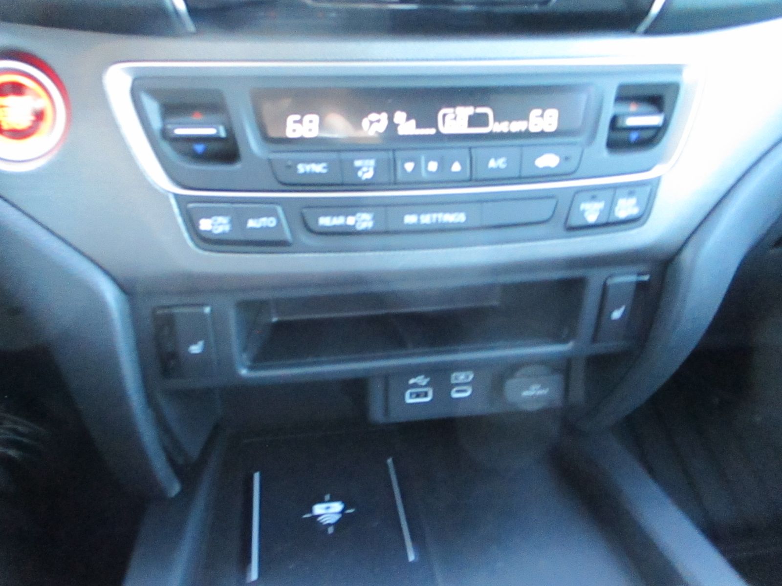 Vehicle image 16 of 35