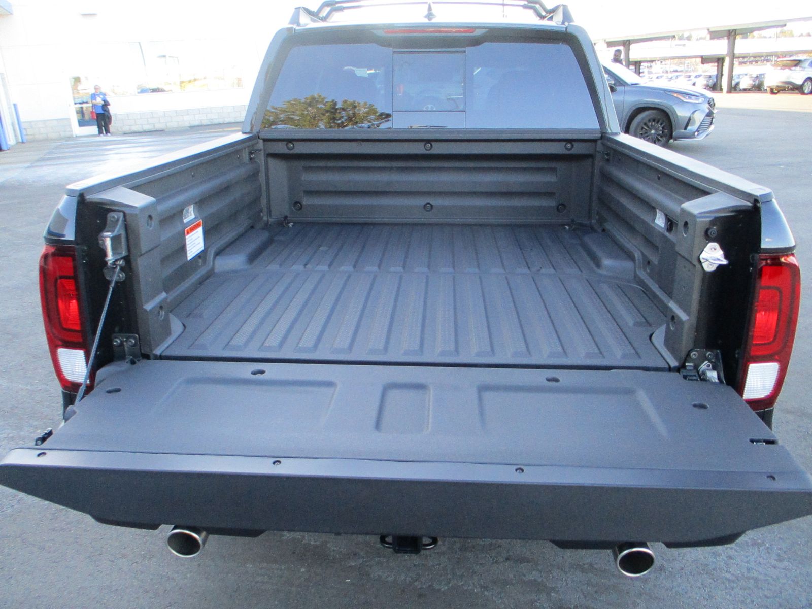 Vehicle image 34 of 35