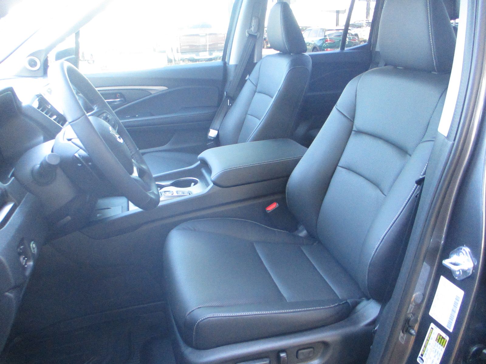 Vehicle image 10 of 35