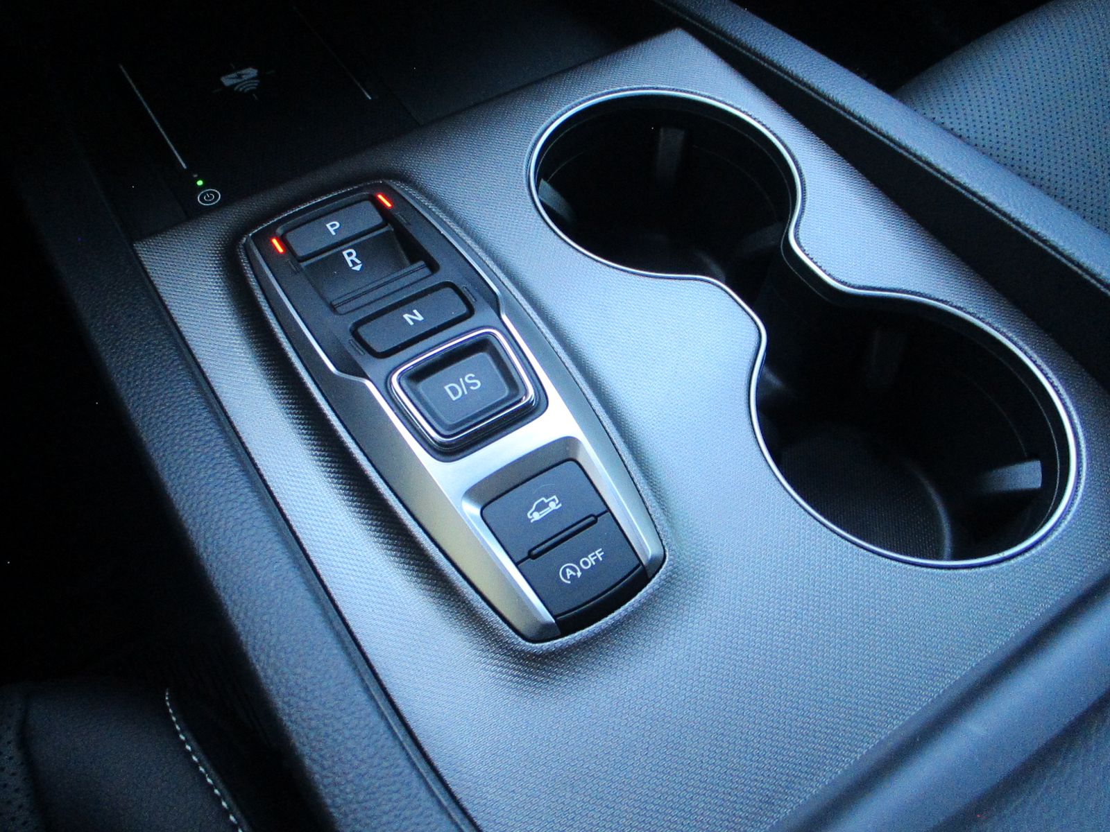 Vehicle image 19 of 35