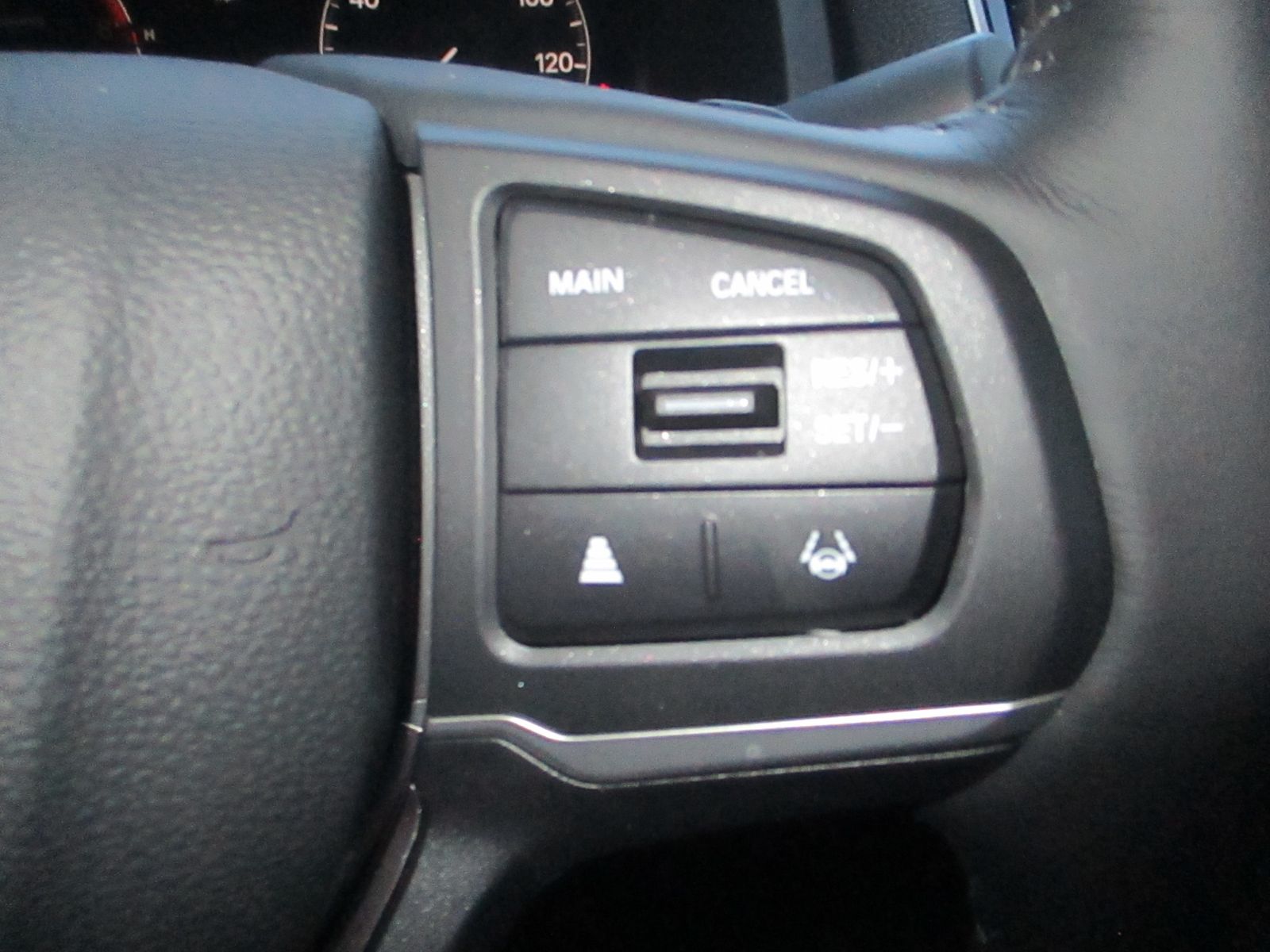 Vehicle image 14 of 35