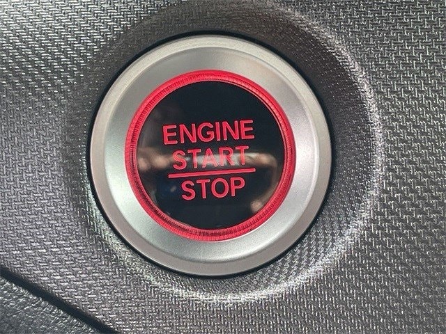 Vehicle image 20 of 25