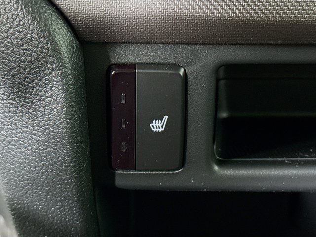 Vehicle image 24 of 34