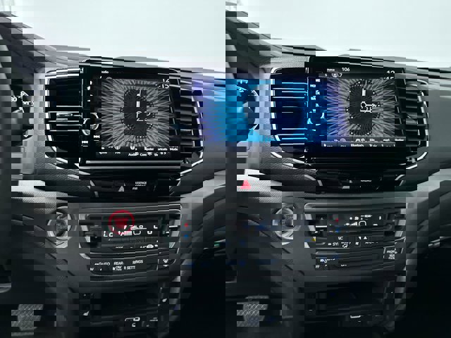 Vehicle image 19 of 27