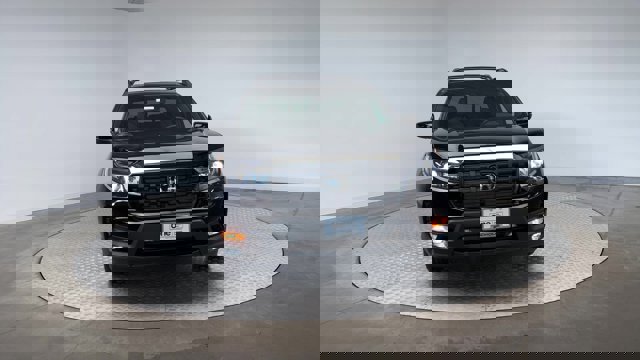 Vehicle image 4 of 27