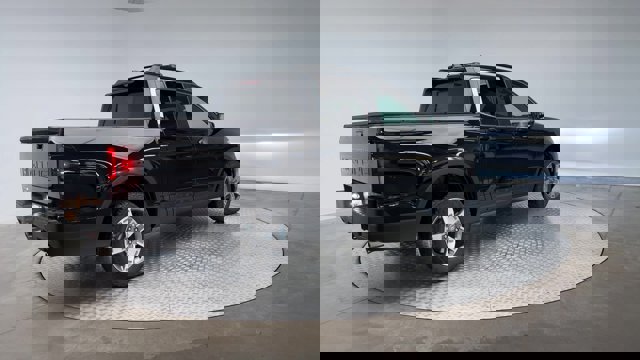 Vehicle image 9 of 27