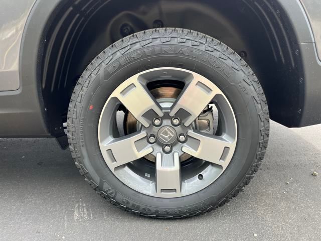 Vehicle image 10 of 35
