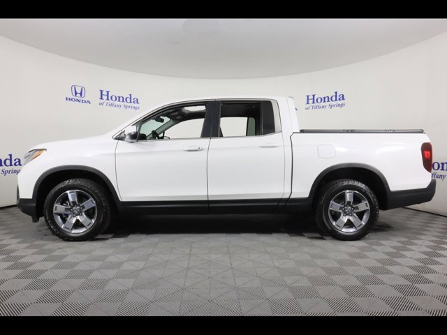 Vehicle image 8 of 24
