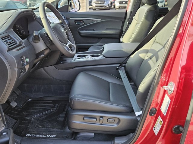 Vehicle image 12 of 39
