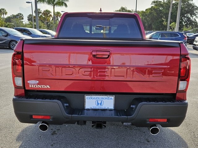 Vehicle image 7 of 39