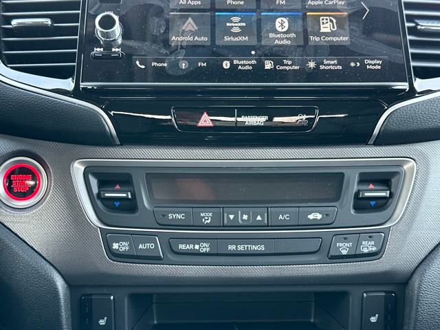 Vehicle image 22 of 35
