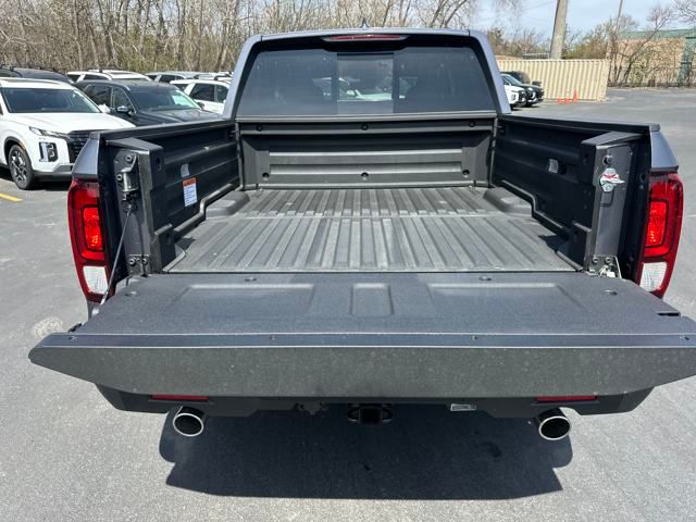 Vehicle image 33 of 35