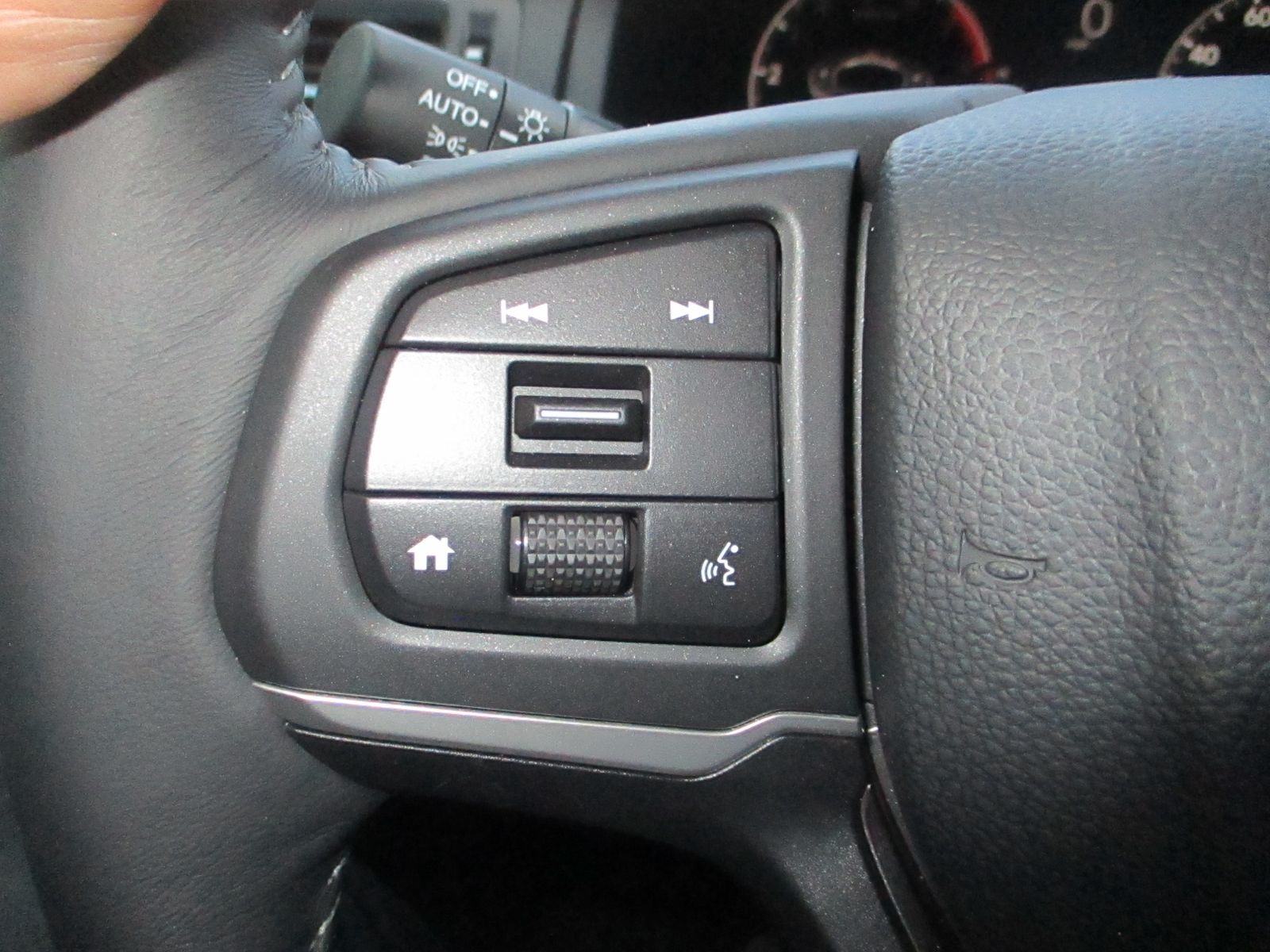 Vehicle image 15 of 37