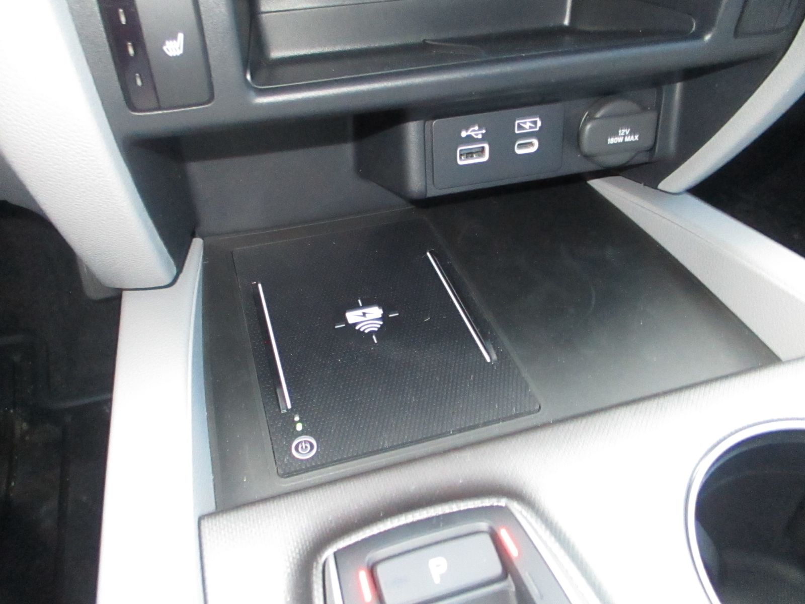 Vehicle image 18 of 37
