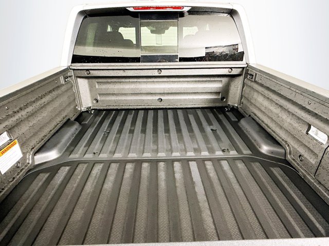 Vehicle image 30 of 35